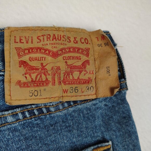 Levi's 501 Button Fly Jeans Mens 36x30 Straight Leg Red Tab - Picture 3 of 9